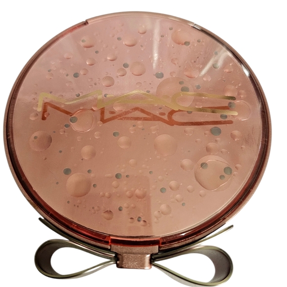 NEW! Mac Cosmetics Effervescence Extra Dimension Face Compact Deep Palette. - Picture 7 of 9